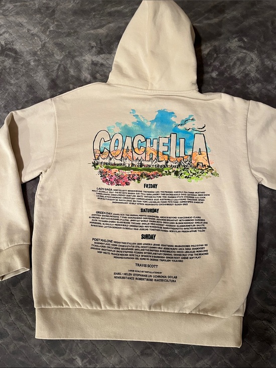 Coachella Tops - Coachella 2025 Official Festival Hoodie Large Cream Pullover Lineup Merch